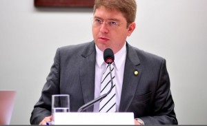 Rodrigo Martins: Nenhuma nascente pode ser considerada insignificante, pois mesmo a menor nascente contribui para a segurança hídrica do Brasil (Imagem:Zeca Ribeiro/Câmara dos Deputados)