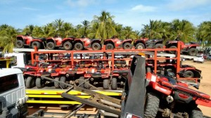 Quadriciclos apreendidos em Maceió - medida tomada depois das redes sociais denunciarem os danos provocados à praia  - local de desova de tartarugas em risco de extinção 