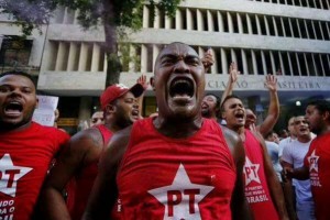 "Nova cara" do PT - já inaugurada quando da manifestação na ABI, no Rio