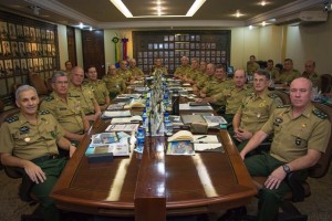 Alto Comando do Exército - resposta dura contra o que seria um verdadeiro golpe... 