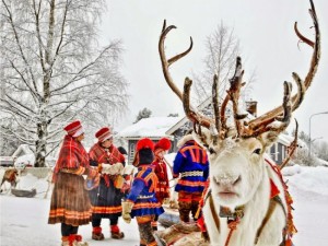 Povo Sami, no extremo norte da Europa - questões atinentes à autonomia dos povos nativos existe em todos os continentes