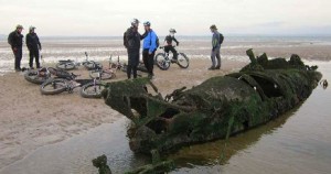 U-Boat alemão ressurge aos pedaços na areia da Patagônia em 2015. A história sendo revelada