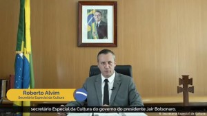 Roberto ou Ricardo Alvim, durante seu pronunciamento - postura e conteúdo extraídos de Goebbels