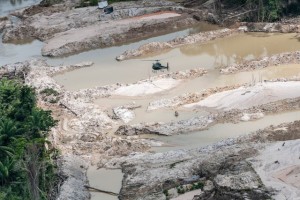  Operação do Ibama contra o garimpo ilegal em terras Munduruku - foto: V.Mendonça/IBAMA